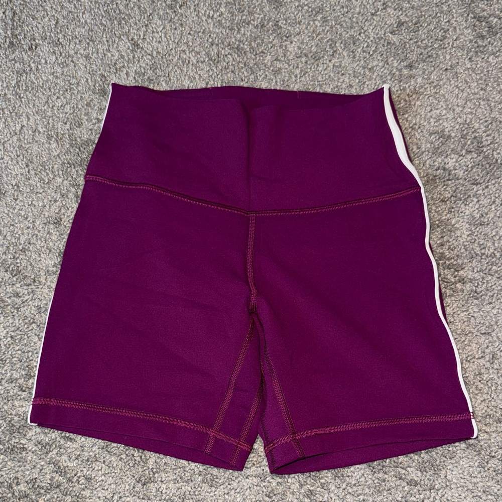 Lululemon align piped shorts- NWOT